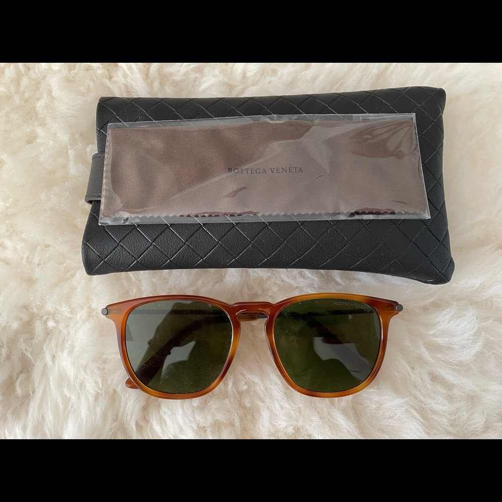 Bottega Veneta sunglasses